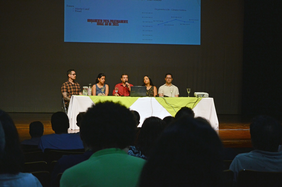 Abertura da Semana de Planejamento Pedagógico 2026/1 do Câmpus Goiânia realizada na manhã do dia 2 de março de 2026, no Teatro do IFG.